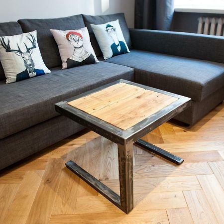Red Brick Old Town Apartment ワルシャワ エクステリア 写真