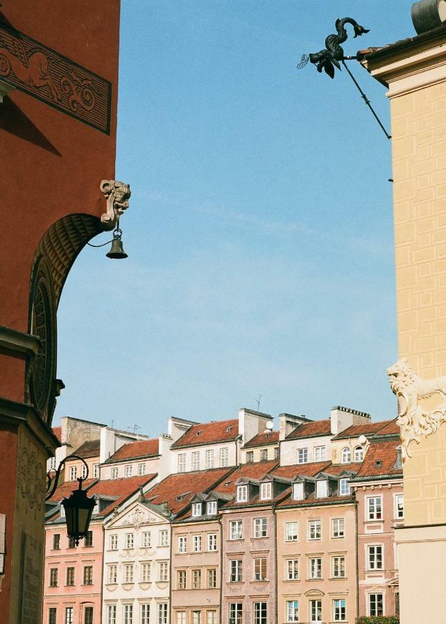 Red Brick Old Town Apartment ワルシャワ エクステリア 写真