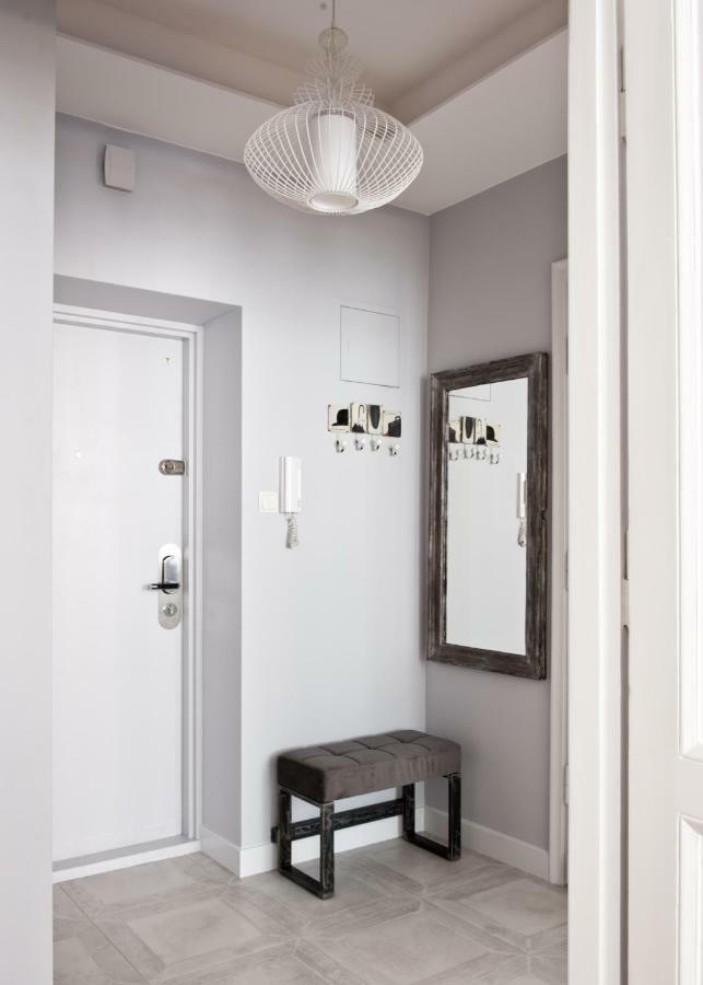 Red Brick Old Town Apartment ワルシャワ エクステリア 写真