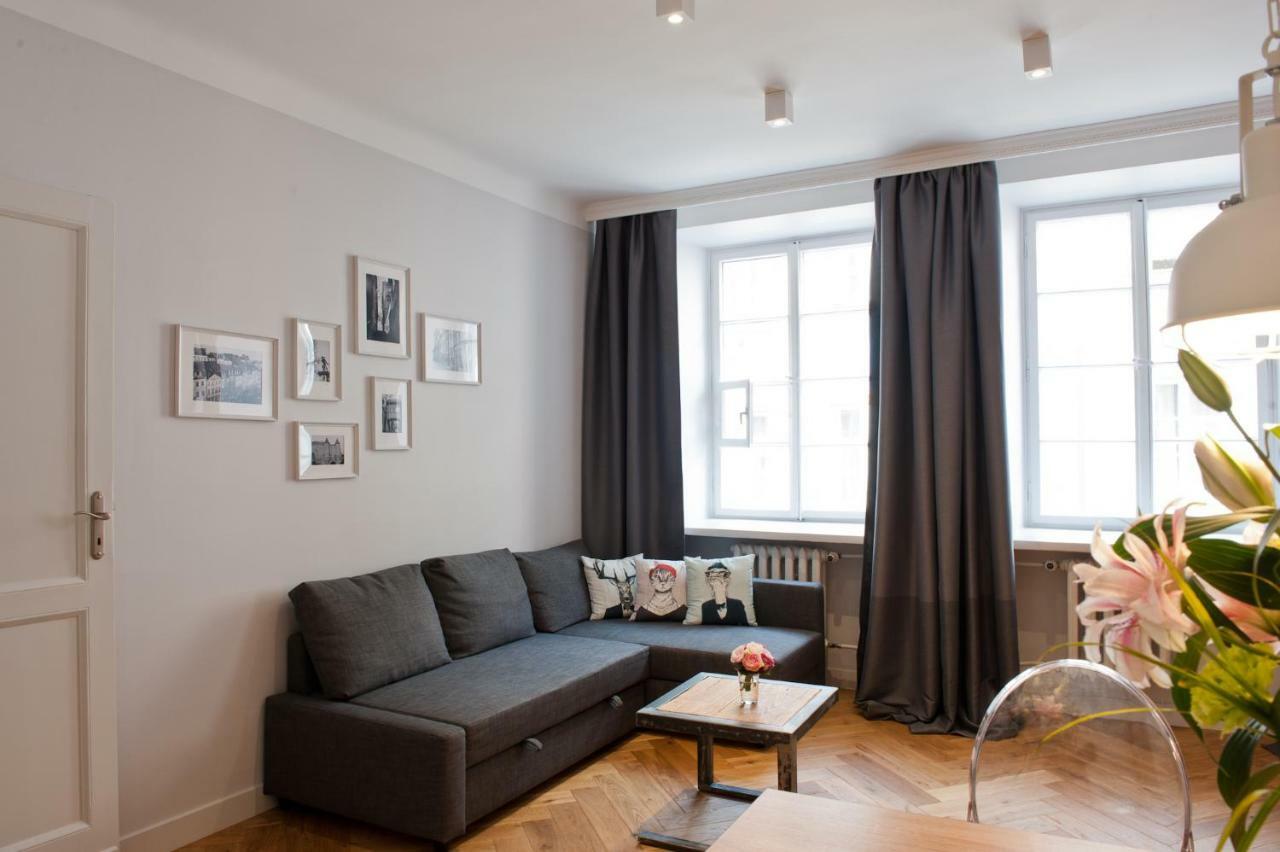 Red Brick Old Town Apartment ワルシャワ エクステリア 写真