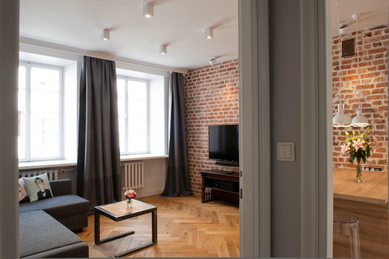 Red Brick Old Town Apartment ワルシャワ エクステリア 写真