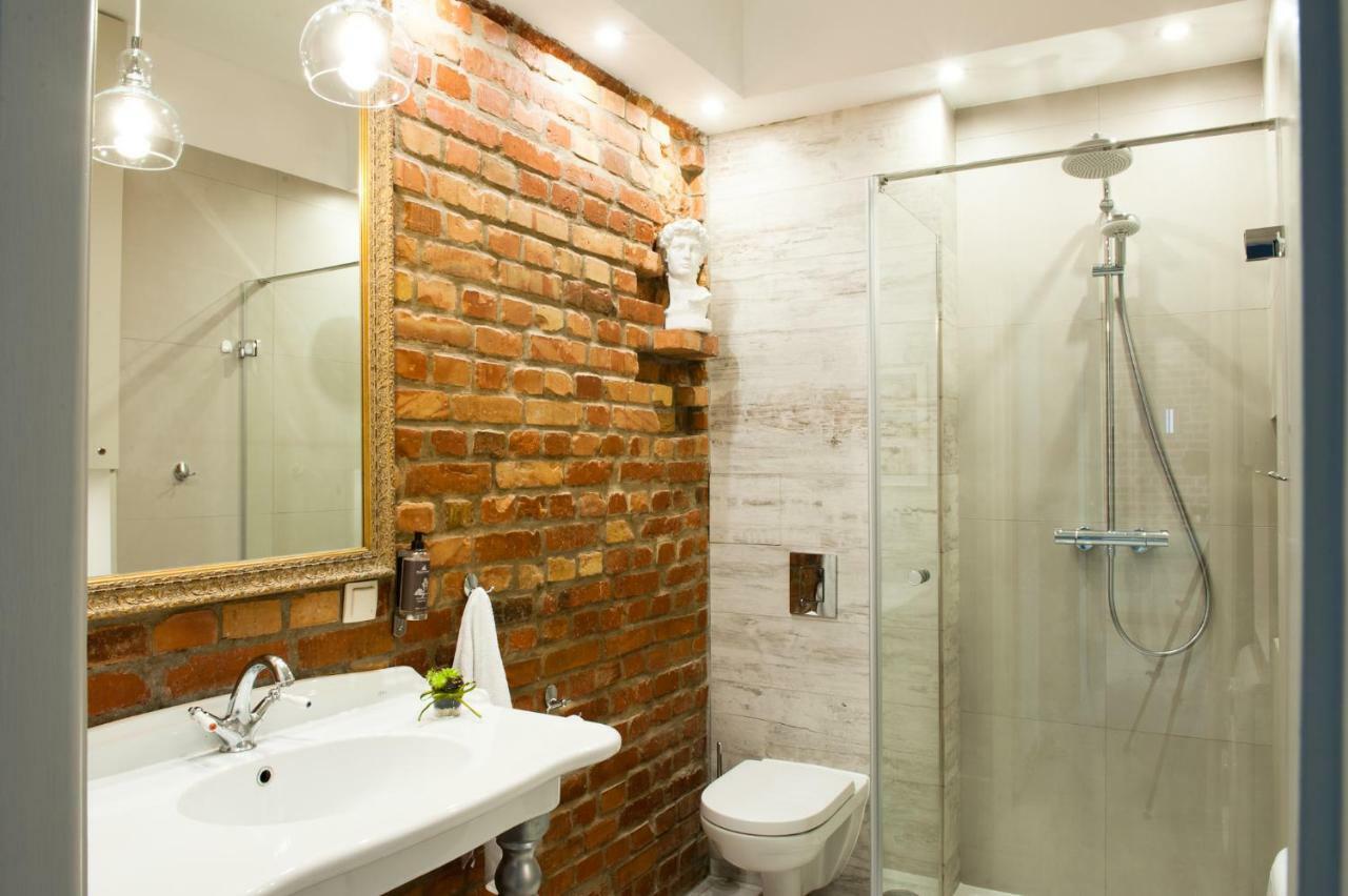 Red Brick Old Town Apartment ワルシャワ エクステリア 写真
